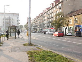 Na týchto miestach v Bratislave útočil fantóm s výkalmi: FOTO Zrejme sa vyhýba kamerám!