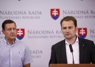 Matoviča porazil strach, zúfalý krok na poslednú chvíľu: Podľa politológa utrpí duch zákonov!