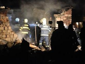 VIDEO Obrovská rodinná tragédia: Hasiči našli v zhorenom dome tri detské telíčka  