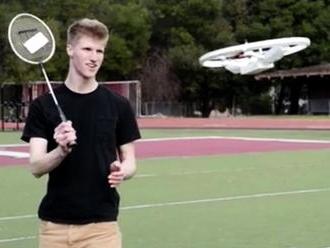 Herní  evoluce? Zahrajte si DroneBall s dronem Zyro místo míčku