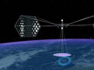 Postaví Číňané obří vesmírnou solární farmu? Japonci míří na Měsíc