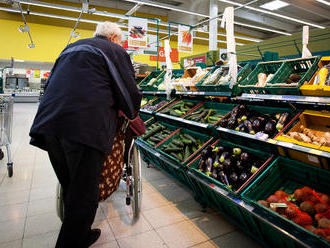 Veľká razia v obchodoch: Šokujúce nálezy v tisíckach jedál, desivý zoznam nebezpečných látok!