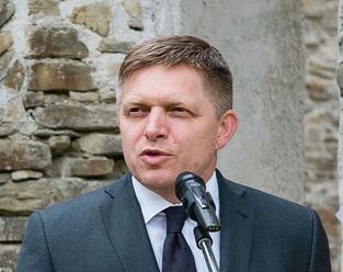 KDH navrhuje zmeniť tlačový zákon, aby Fico musel odpovedať médiám