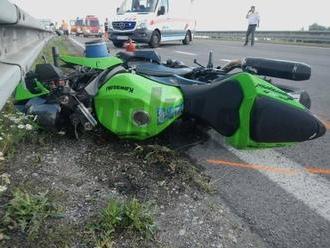 Na Záhorí zomrel motorkár: Pri Malackách sa zrazil s autom