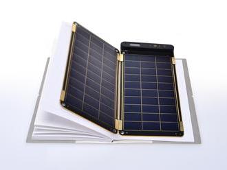 Telefon nemá šťávu? Zkuste extra tenkou solární nabíječku Solar Paper