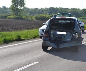 Nešťastná zrážka dvoch áut: Zranili sa traja ľudia, z toho dve deti