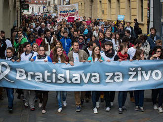 Katolíci chystajú veľký pochod Bratislavou: Život zachránime zákonom, kontrujú v SKOKu