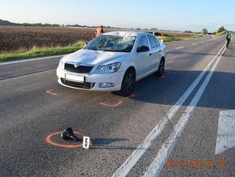 FOTO Tragédia v Seredi: Vodička   sa zrazila s cyklistom  , neprežil