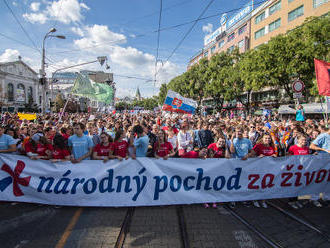 FOTOREPORTÁŽ Pochod za život zaplnil ulice Bratislavy: Eufória ako pri úspechu hokejistov