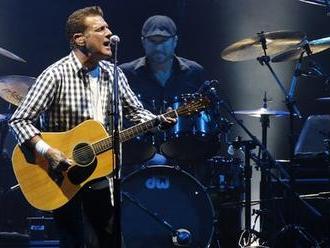 Odešla další rocková legenda: Zemřel Glenn Frey z kapely Eagles