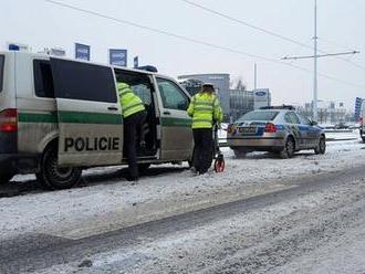 Zabil autem v Praze chodce a ujel: Sám se přihlásil policii