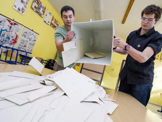 Volby stojí skoro půl miliardy, ale můžou být levnější, odhalil NKÚ