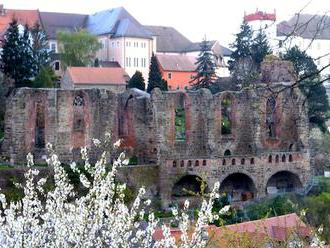 Ruiny kostela sv. Mikuláše v Budyšíně jsou lužicko-srbským Slavínem