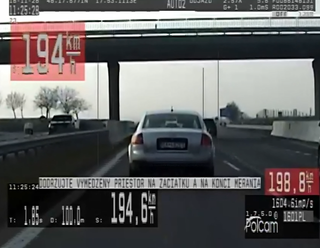 VIDEO Naháňačka ako z akčného filmu: Jozef unikal po R1 policajtom 218 km/h, osudová chyba