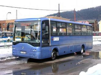 Prímestské autobusové linky v Žilinskom kraji majú nové cestovné poriadky