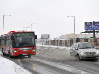 Bratislavská MHD od dnes premáva v prázdninovom režime