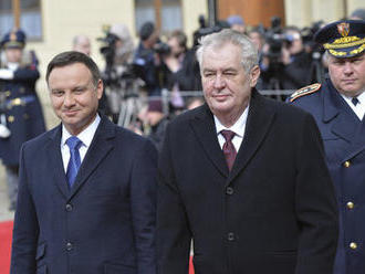 Zeman, Klaus a uprchlíci. Polský prezident Duda je poprvé v Česku