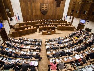 Moc v budúcom parlamente definitívne rozdelená: Zoznam výborov, ktoré získala opozícia!