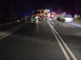 FOTO Vážna nehoda pri Ružomberku: Dávid   vzal rodičom auto, teraz bojuje o život