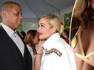 Rita Ora accused of having an affair with Jay Z after her recent Snapchat photo