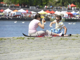 Česko o víkendu prohřeje slunce. Bude letních 28 °C