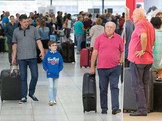 Dáda musela k moři s nevěrným Felixem! Drsná hádka už na letišti