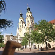 Vydejte se stopách Karla Havlíčka Borovského a poznejte krásy Brixenu a jeho okolí