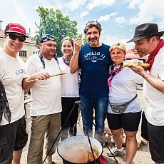 Nejlepší guláš vaří Valaši, shodli se Babica a Sapík