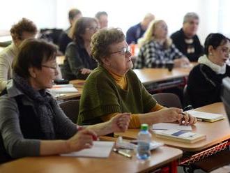 Univerzita Komenského má najstaršiu študentku: Niké   absolvovala už tretí odbor