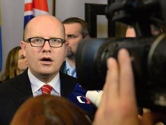 Premiér Sobotka k puči v Turecku: „Násilí a zbraně nemají v demokracii místo“