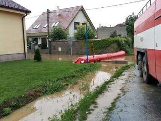 Meteorológovia varujú pred ďalším mimoriadnym stavom: Slovensko zasa pod vodou!