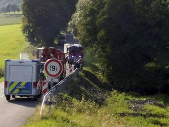 Na Klatovsku sjelo auto do potoka: Našli v něm mrtvé tělo