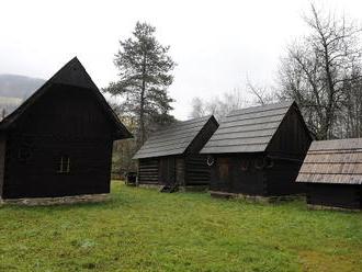 Rana pre slovenskú kultúru: V Hornej Marikovej zhorel historický drevený kostolík