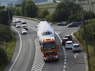 Naganský expres dorazil do muzea. Ujel 383 kilometrů, má šanci na rekord