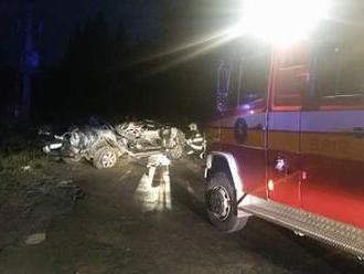 FOTO Víkendové tragédie na cestách: Rozlúčka s letom stála život štyroch ľudí