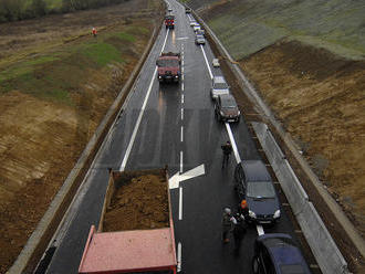 Občania sú nespokojní: Vo Zvolene sa začala petícia proti trasovaniu R2 tunelmi a cez mesto