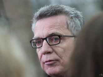 De Maiziere chce zaviesť moslimské sviatky tam, kde žije veľa moslimov