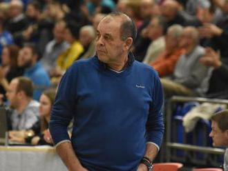 Peter Kováčik sa stal staronovým trénerom basketbalistiek SR