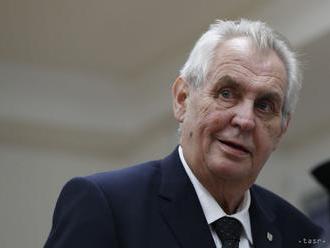 Prezident M. Zeman vyznamenal Vondráčkovú, Nohavicu a Kukuru