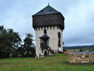 Město Bochov zachránilo Hartenštejn, hrad s unikátní dělostřeleckou obranou, sloužící jako kamenolom