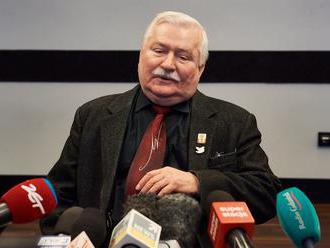 Walesa opäť popiera svoju vinu: Spájať ma s komunistami je ponižujúce!