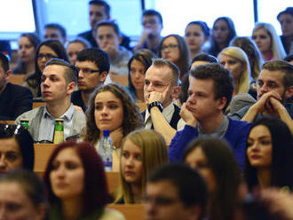 Slovenskí študenti oznámkovali svoje univerzity: Správajú sa k nám ako k chovnej zveri!