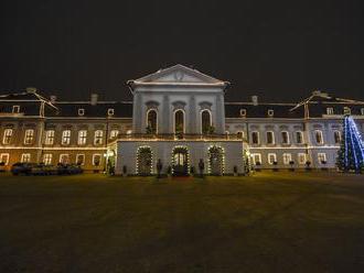 Do prezidentského paláca prenikol votrelec, po zadržaní ušiel