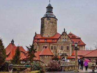 Zámek Czocha obestírá řada záhad. Po staletí patřil k českému území. Czocha znamenala „česká”