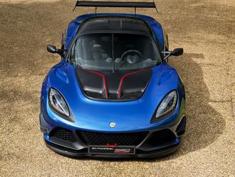 Blast around the track in the Lotus Exige Cup 380     - Roadshow
