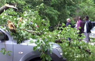 V Moskve zabíjal uragán: Počet obetí sa zvýšil na 14