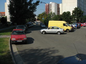 Košice vyzývajú EEI, aby splnila harmonogram výstavby parkovacích miest