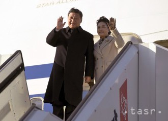 Prezident Číny prišiel do Hongkongu na 20. výročie jeho vrátenia Číne