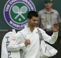 Novak Djokovič bude mať vo Wimbledone dvoch trénerov