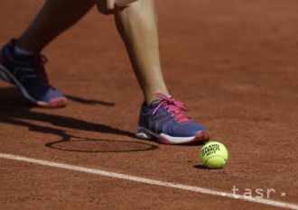 Ruský tenista neuniesol prehru, hádzal mince smerom k rozhodkyni